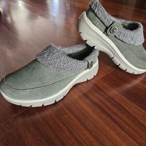 Skechers Sage Women's Mules with Knit Trim